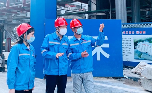 吳正新到TMP、TPO項(xiàng)目及松滋肥業(yè)新項(xiàng)目現(xiàn)場(chǎng)檢查指導(dǎo)工作(圖2)