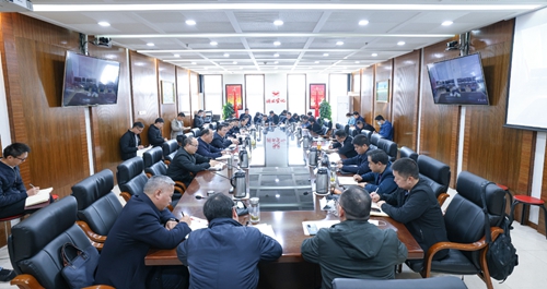 集團(tuán)召開行政例會強(qiáng)調(diào)：結(jié)好全年硬賬，實(shí)現(xiàn)全年精彩(圖1)